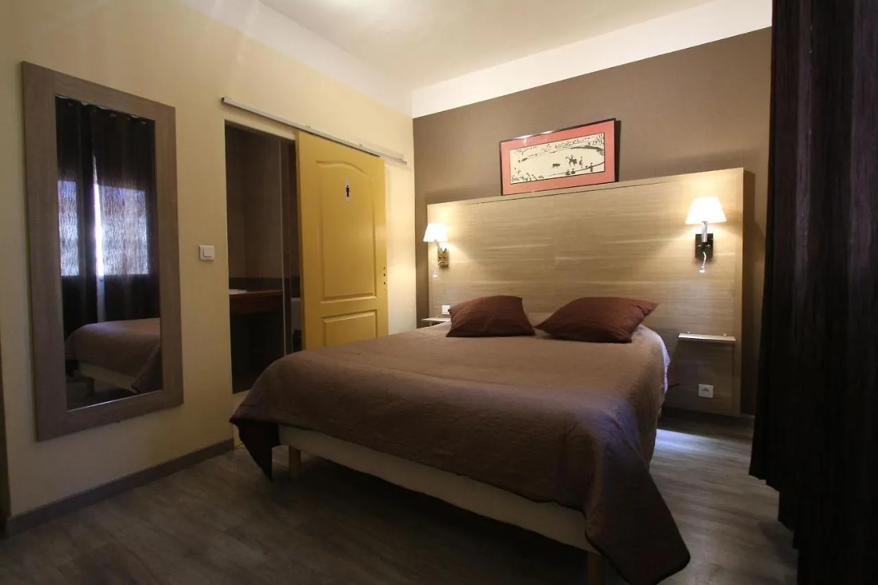Le Provencal Hotel Tarascon